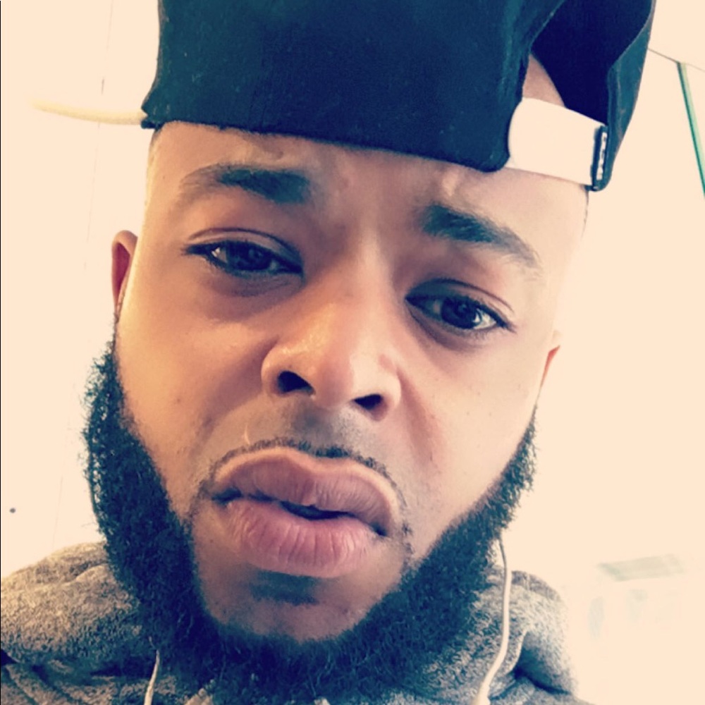 Meet your Posher, Akiel